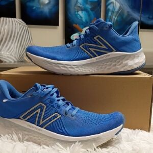 New Balance Vongo Fresh Foam Women's Sz 8.5 Running Shoes